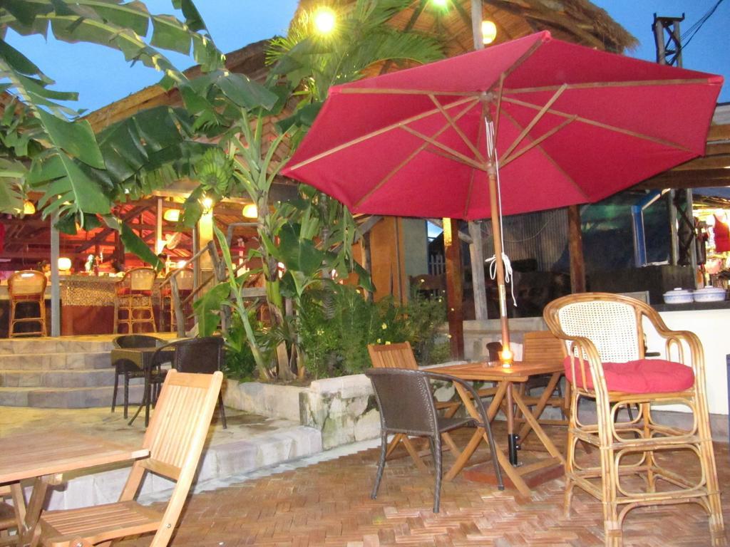 Serendipity Beach Resort Sihanoukville Bagian luar foto