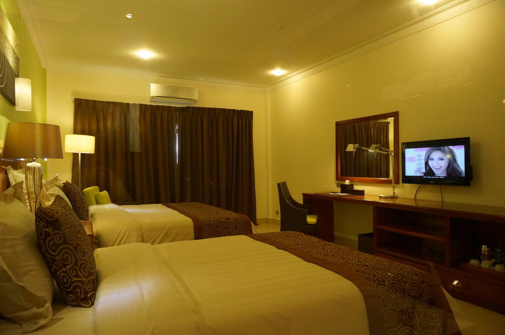 Serendipity Beach Resort Sihanoukville Bagian luar foto