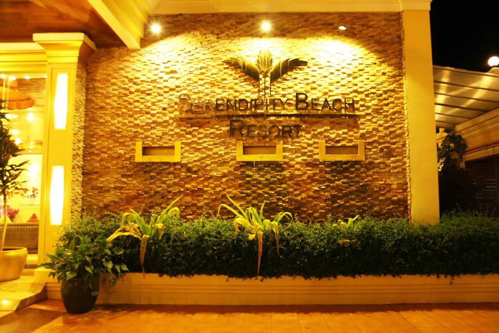 Serendipity Beach Resort Sihanoukville Bagian luar foto
