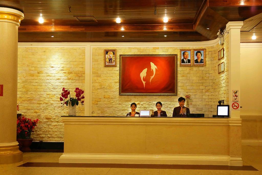 Serendipity Beach Resort Sihanoukville Bagian luar foto