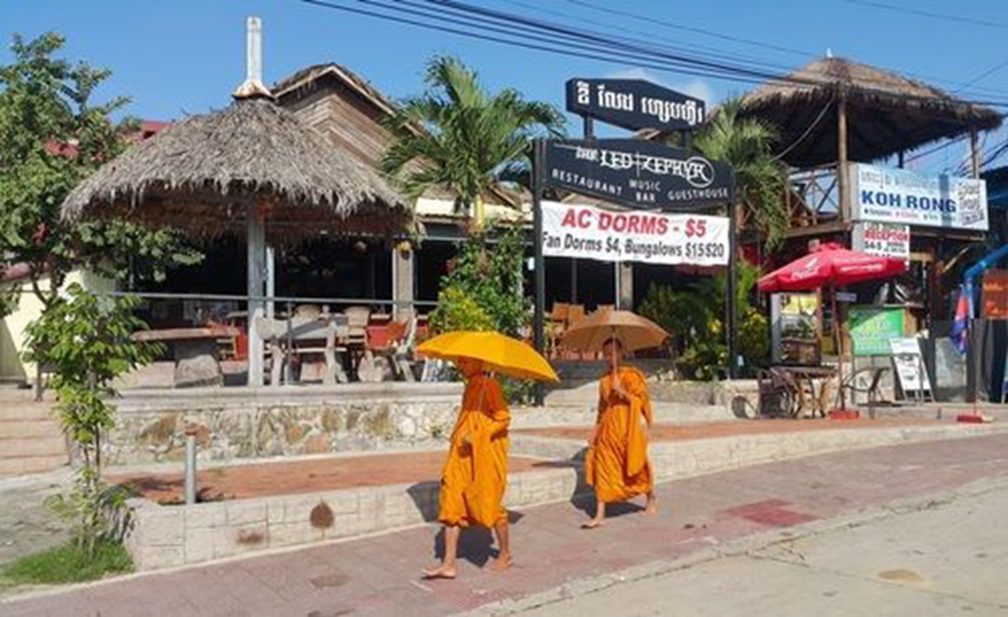 Serendipity Beach Resort Sihanoukville Bagian luar foto