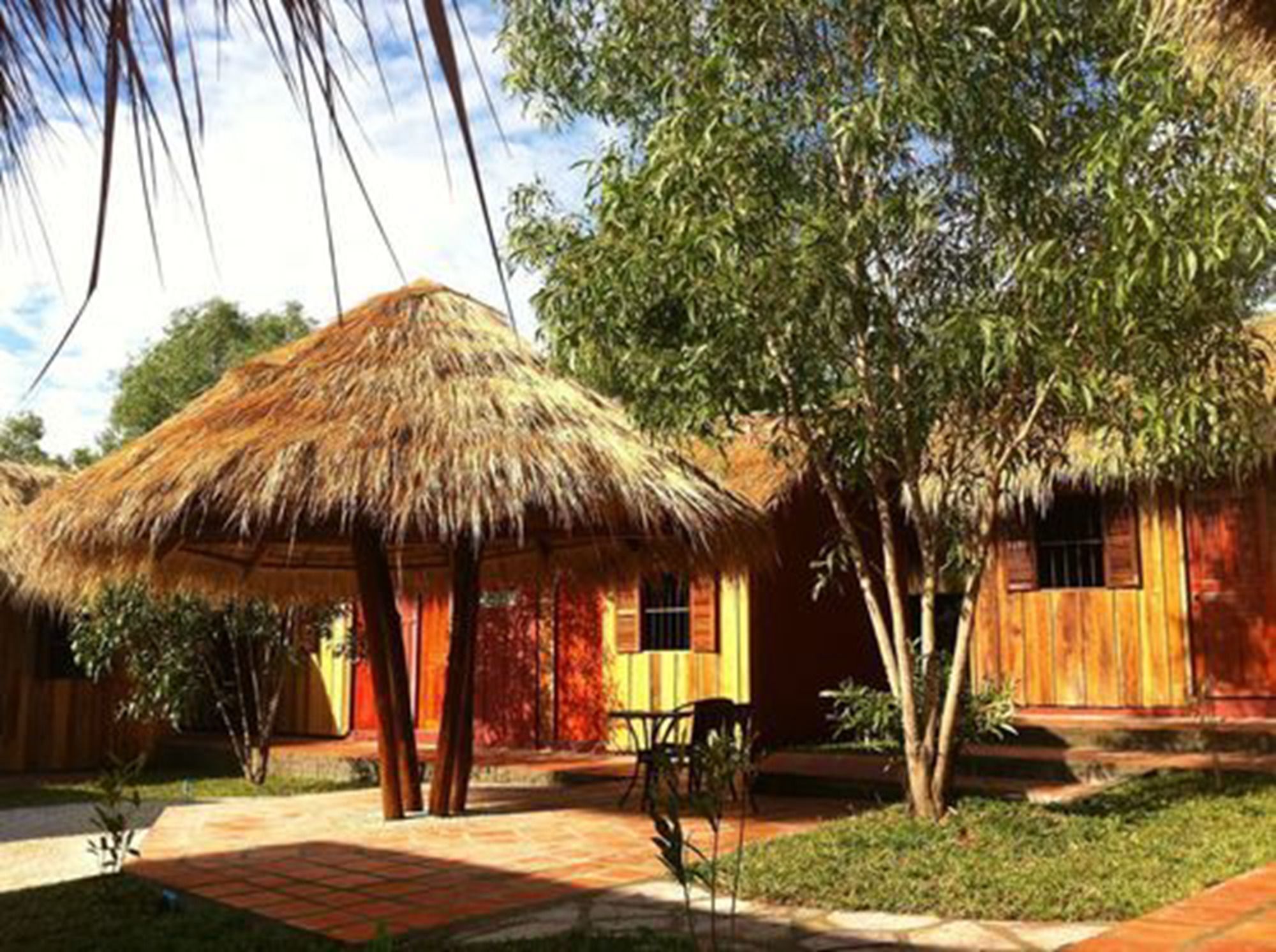 Serendipity Beach Resort Sihanoukville Bagian luar foto