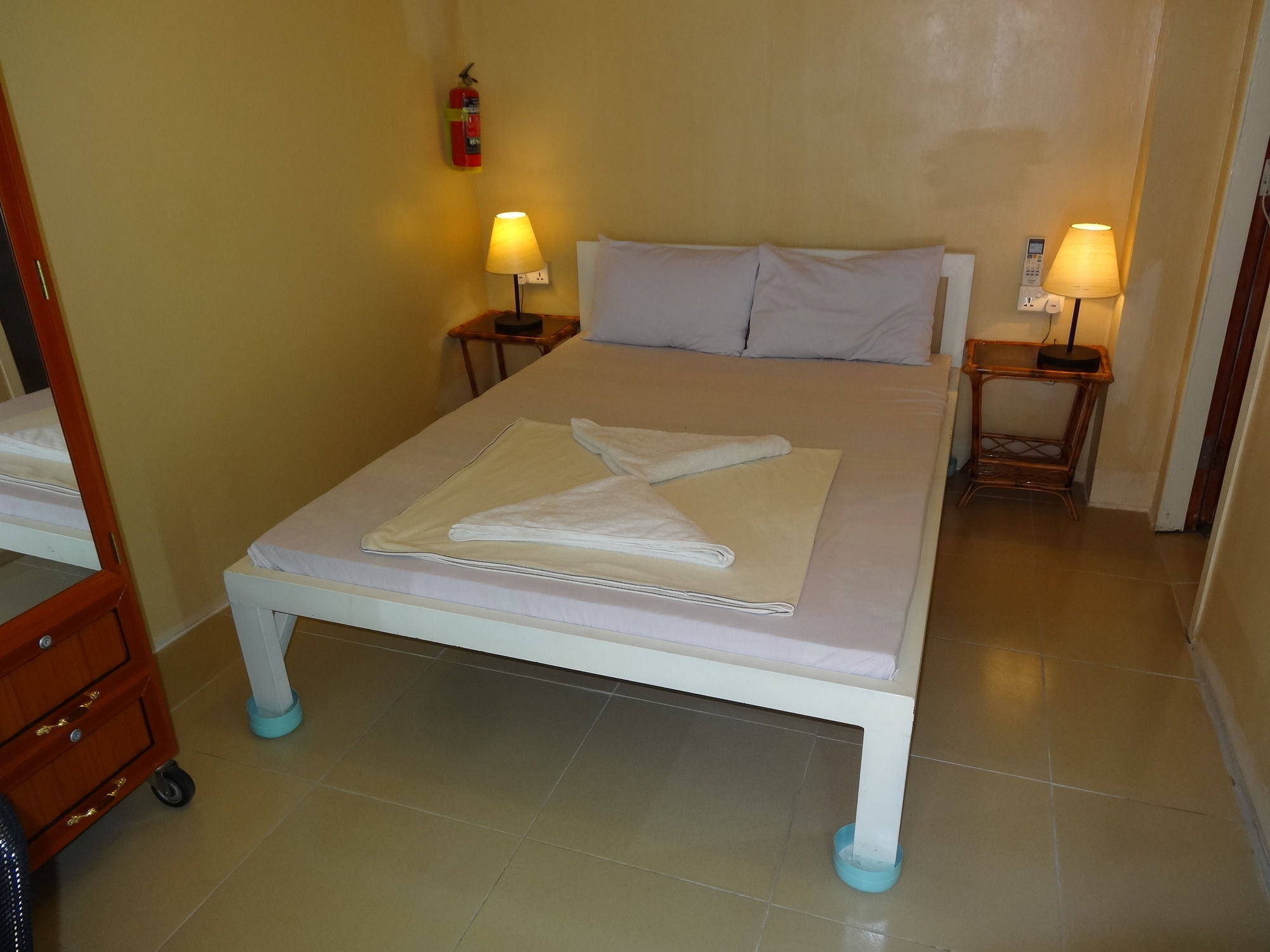 Serendipity Beach Resort Sihanoukville Bagian luar foto